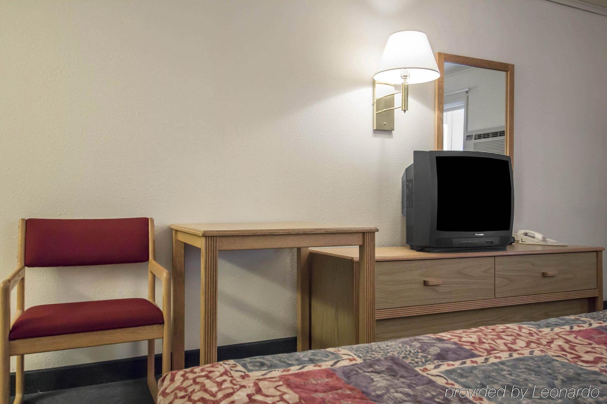 Deer Lodge Motel Sundance Zewnętrze zdjęcie