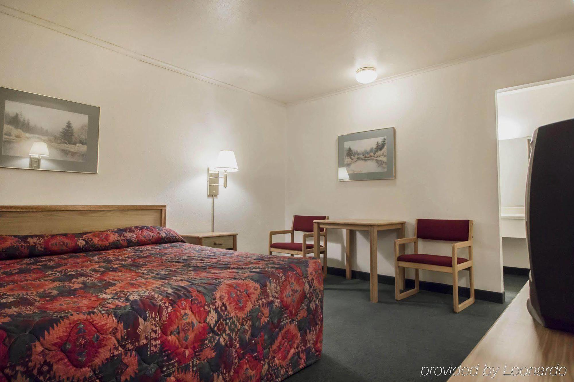Deer Lodge Motel Sundance Zewnętrze zdjęcie