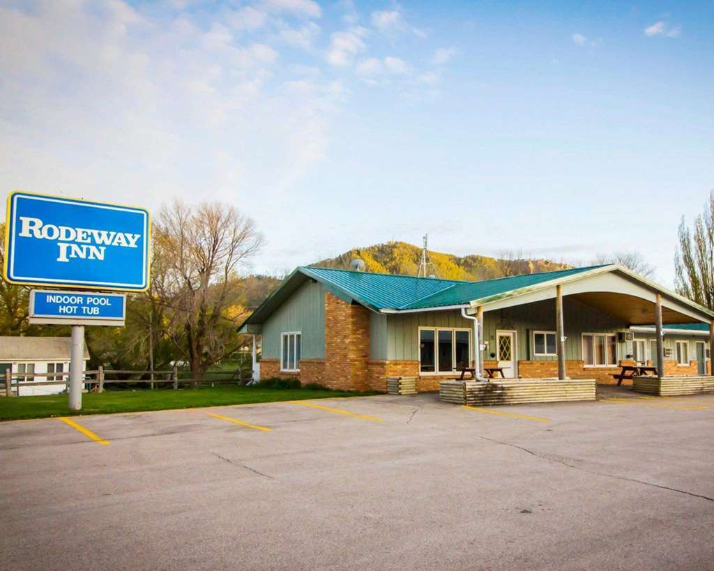 Deer Lodge Motel Sundance Zewnętrze zdjęcie
