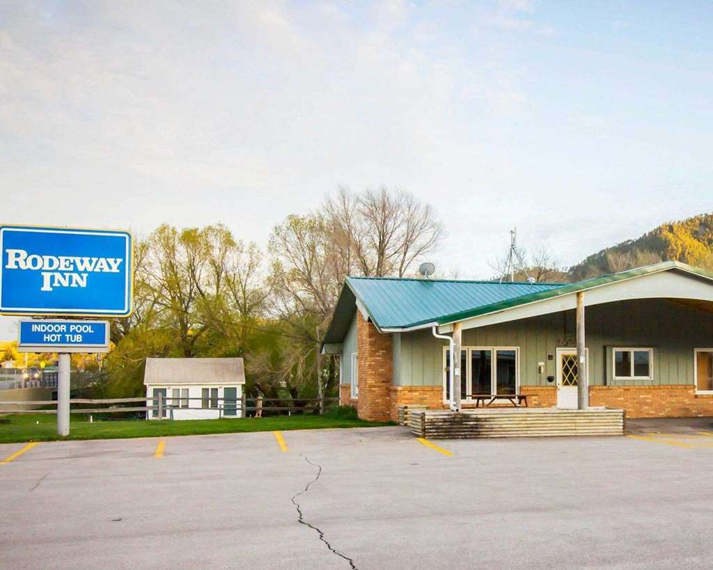 Deer Lodge Motel Sundance Zewnętrze zdjęcie